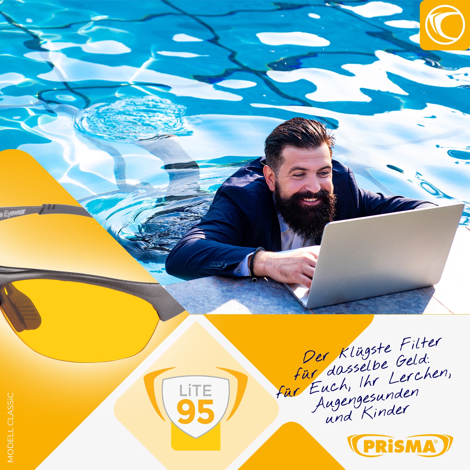 Mann trägt PRiSMA CLASSIC LITE95 Blaulichtfilter-Brille im Sonnenlicht – modische Bildschirmbrille mit UV400 Schutz und 95 % Blaulichtreduktion für entspanntes Sehen