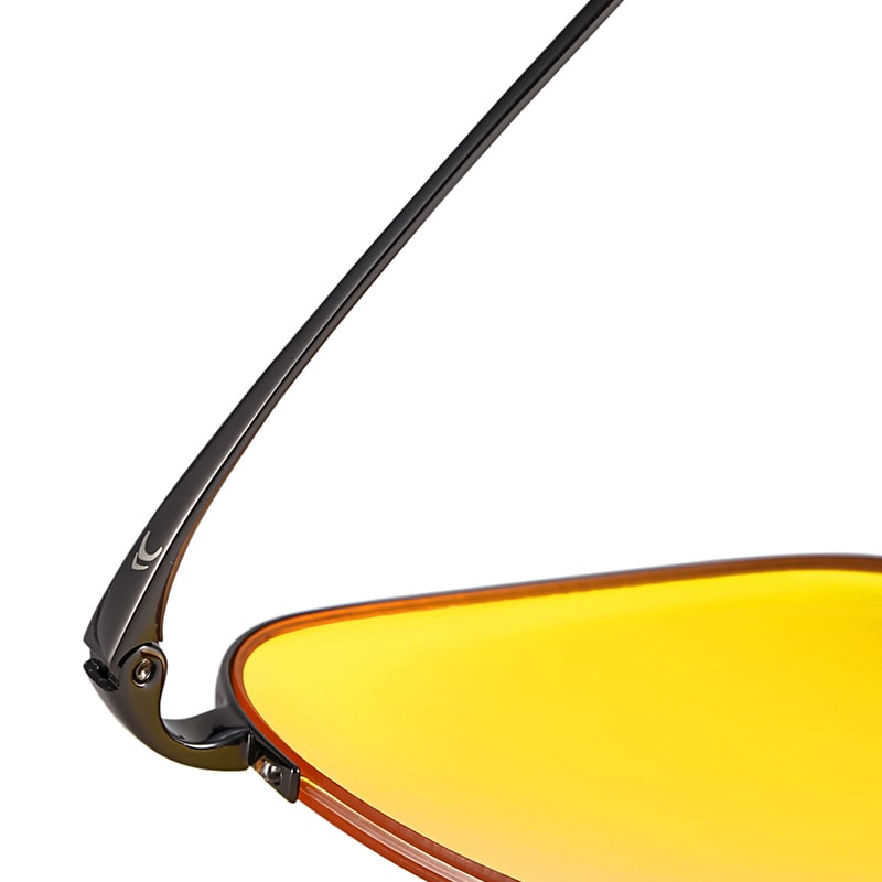 Detailansicht der geschwungenen Metallbügel der Blaulichtschutzbrille KAHLA EASY90 in Bronze Metallic