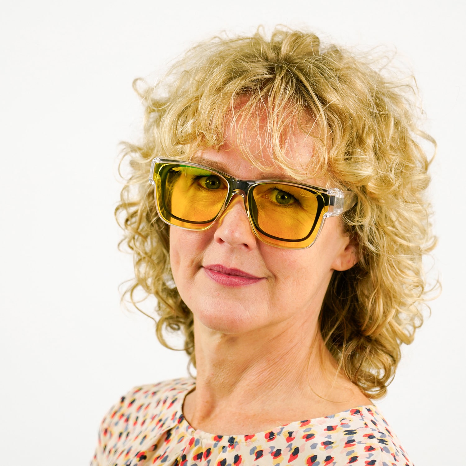 Frauenporträt mit DRIVE85 OVER1