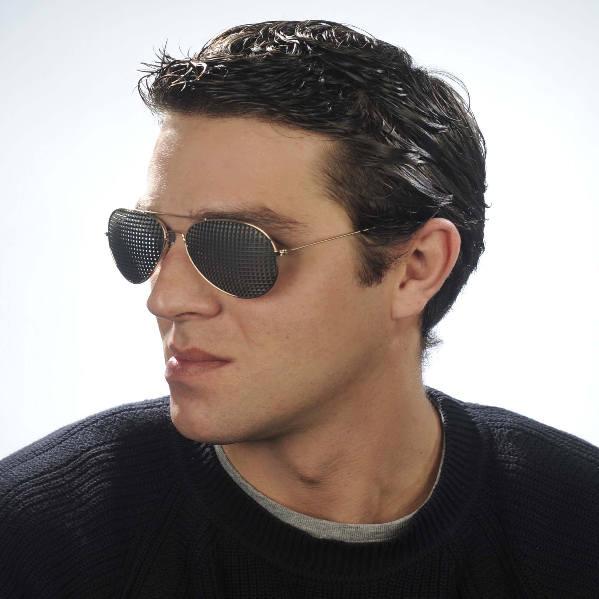 High-quality pinhole glasses for effective eye training, eye relaxation, and support for vision problems – buy online